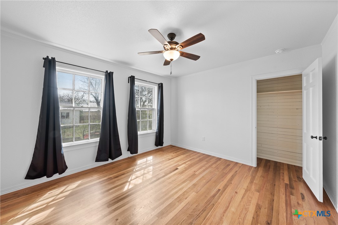 415 W Thompson Avenue Property Photo 25
