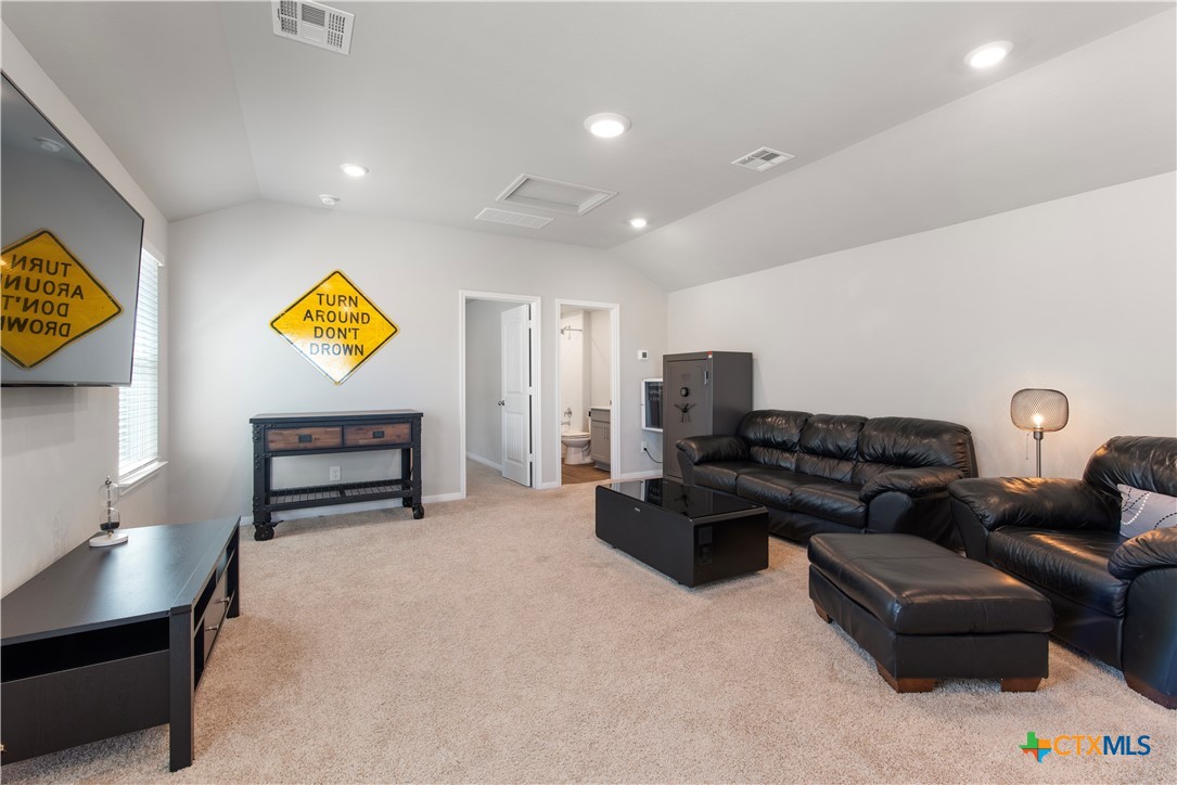 633 Golden Grove Parkway Property Photo 21