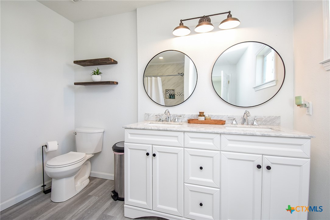 2749 W Bayshore Drive Property Photo 31
