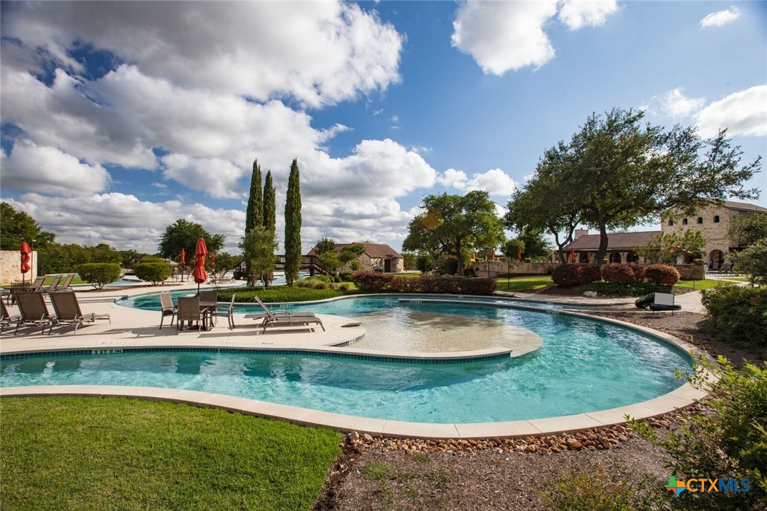 1010 Adriatico Property Photo 24