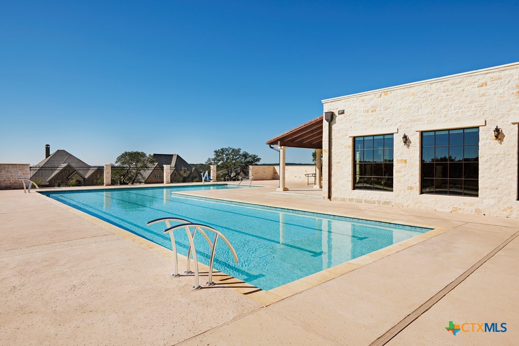 1010 Adriatico Property Photo 28