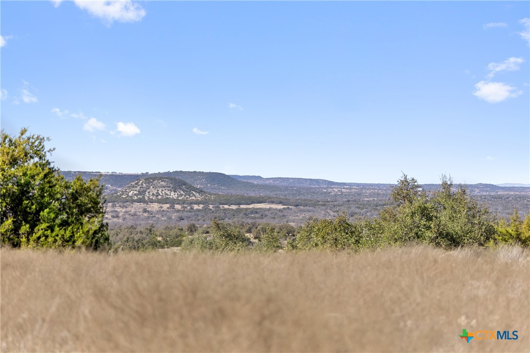 9069 Ranch Road 1323 Property Photo
