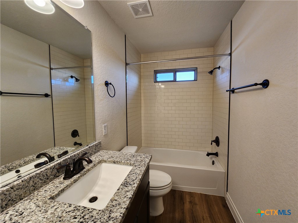 321 Untermaier Property Photo 10