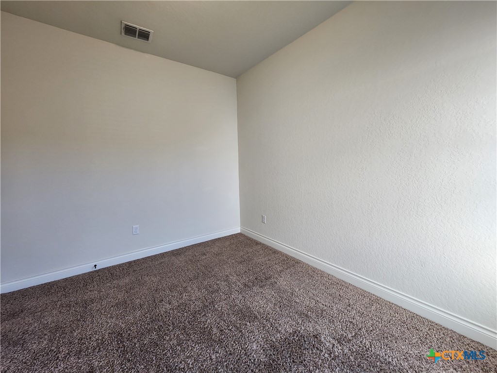 321 Untermaier Property Photo 19