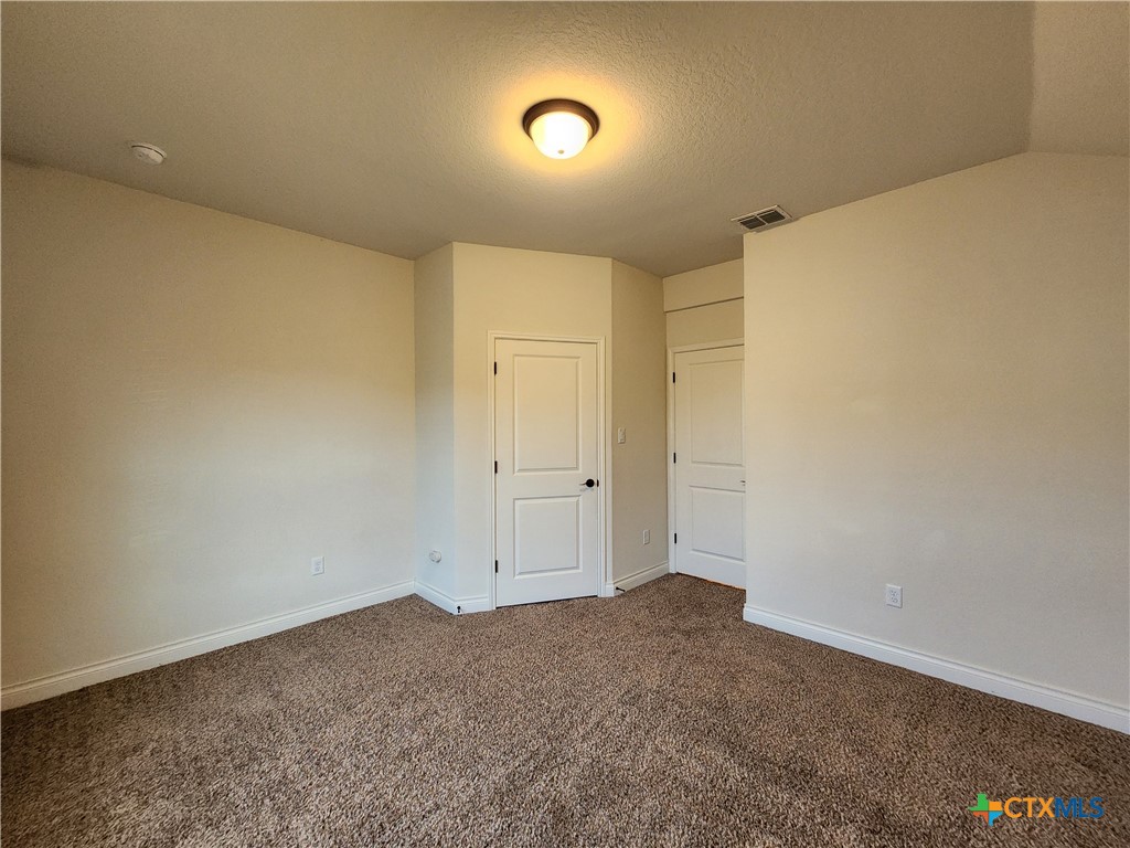 321 Untermaier Property Photo 22
