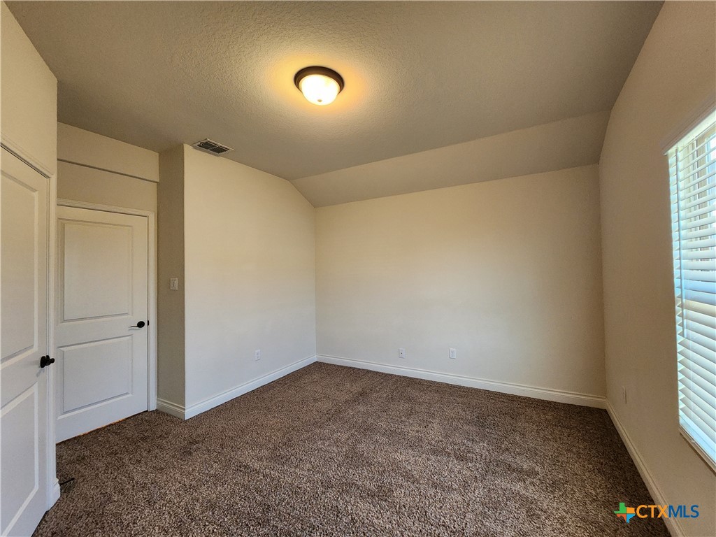 321 Untermaier Property Photo 23