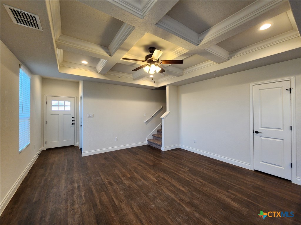 314 Untermaier Street Property Photo 6
