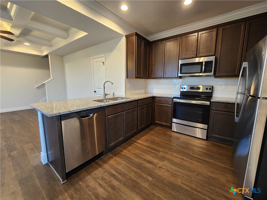 314 Untermaier Street Property Photo 11