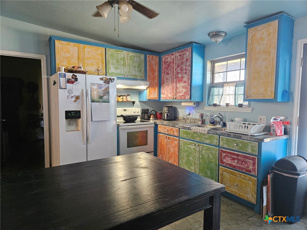 4492 Fm 183 Property Photo 11