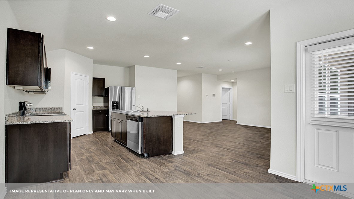 319 Bluetick Trail Property Photo 8