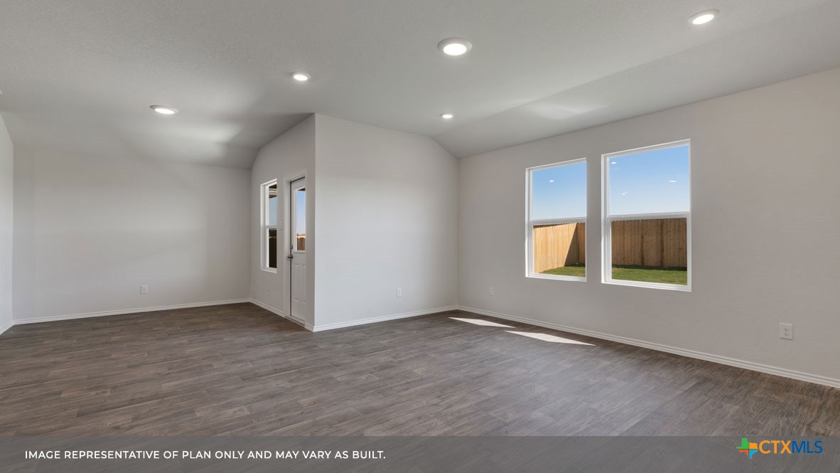 355 Honeydew Way Property Photo 18