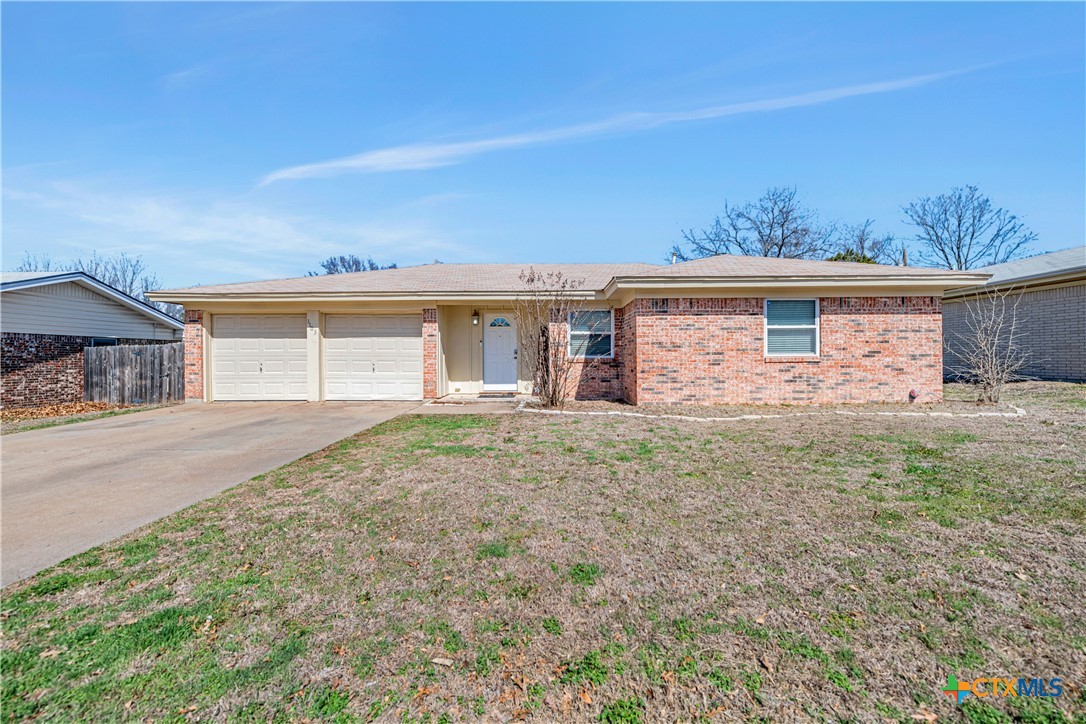 1103 Magnolia Avenue Property Photo 1