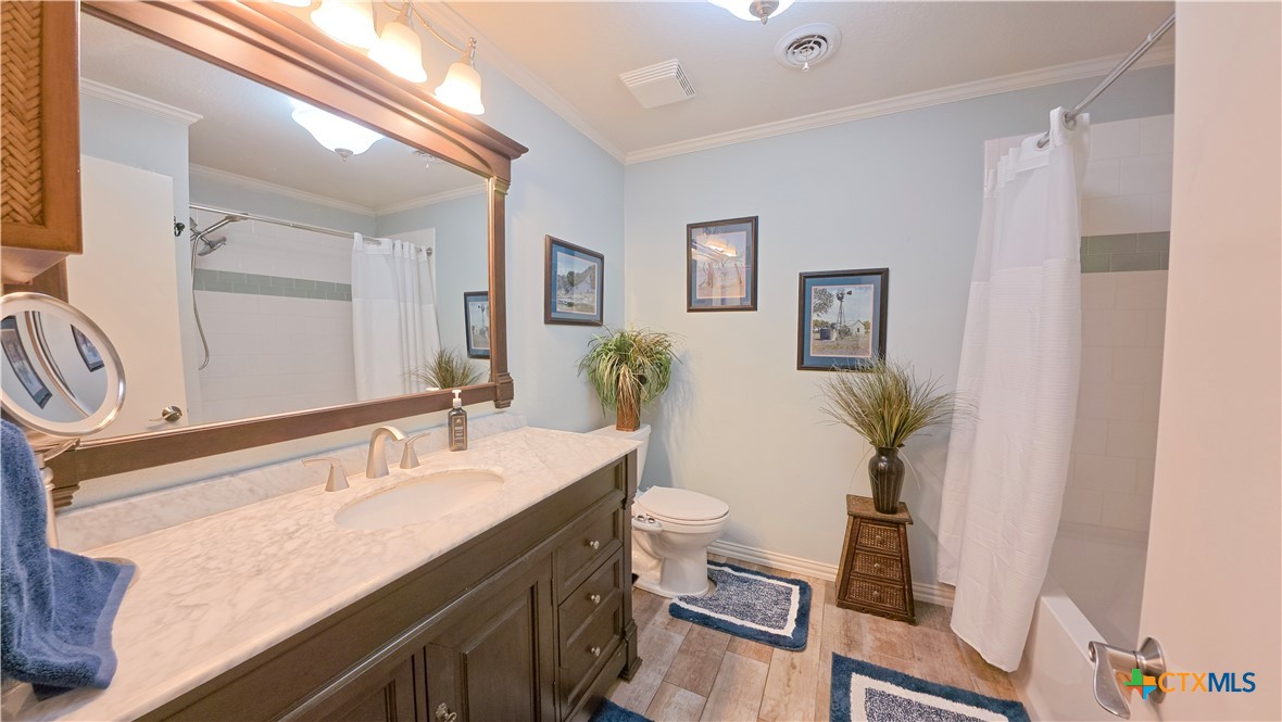502 Elm Street Property Photo 13