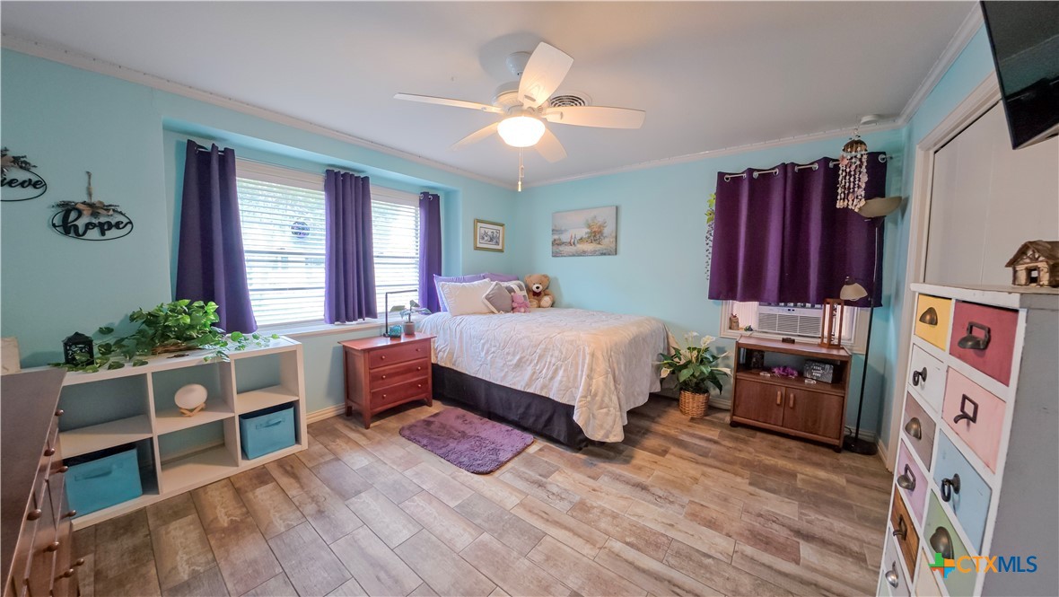 502 Elm Street Property Photo 15