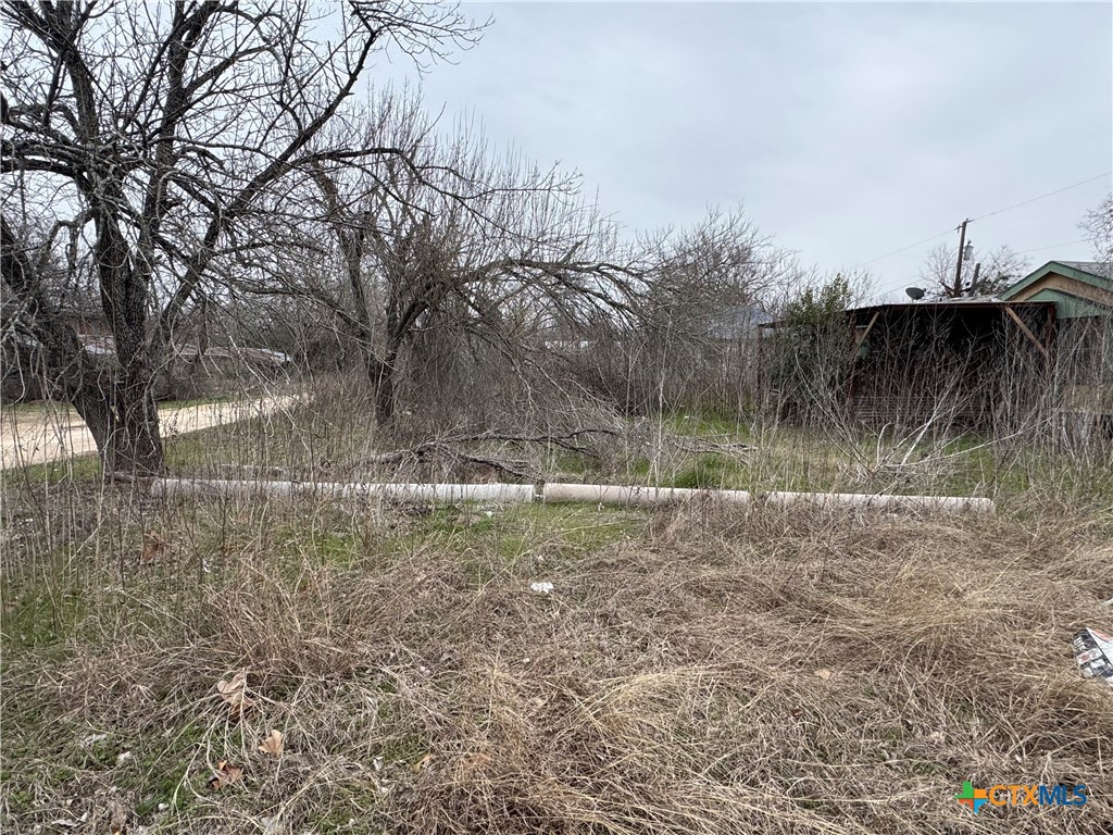 305 & 307 S Sheryl Street Property Photo 3