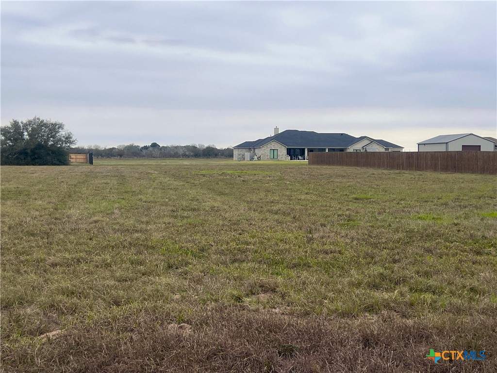 363 Sendera Loop Property Photo 5