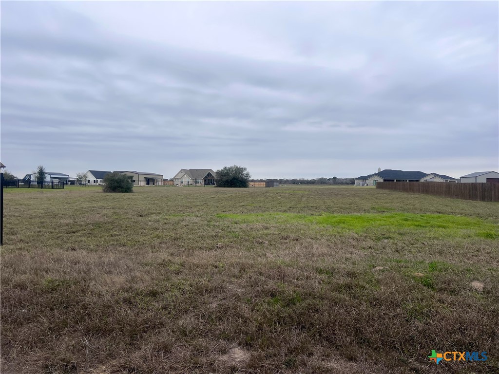 363 Sendera Loop Property Photo 6
