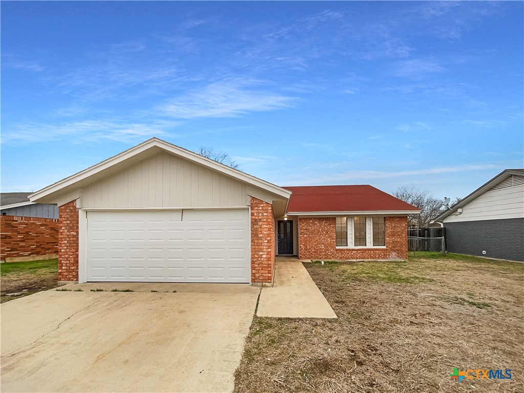 1801 Moonlight Drive Property Photo