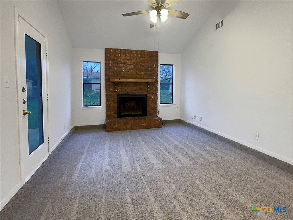 1801 Moonlight Drive Property Photo 3