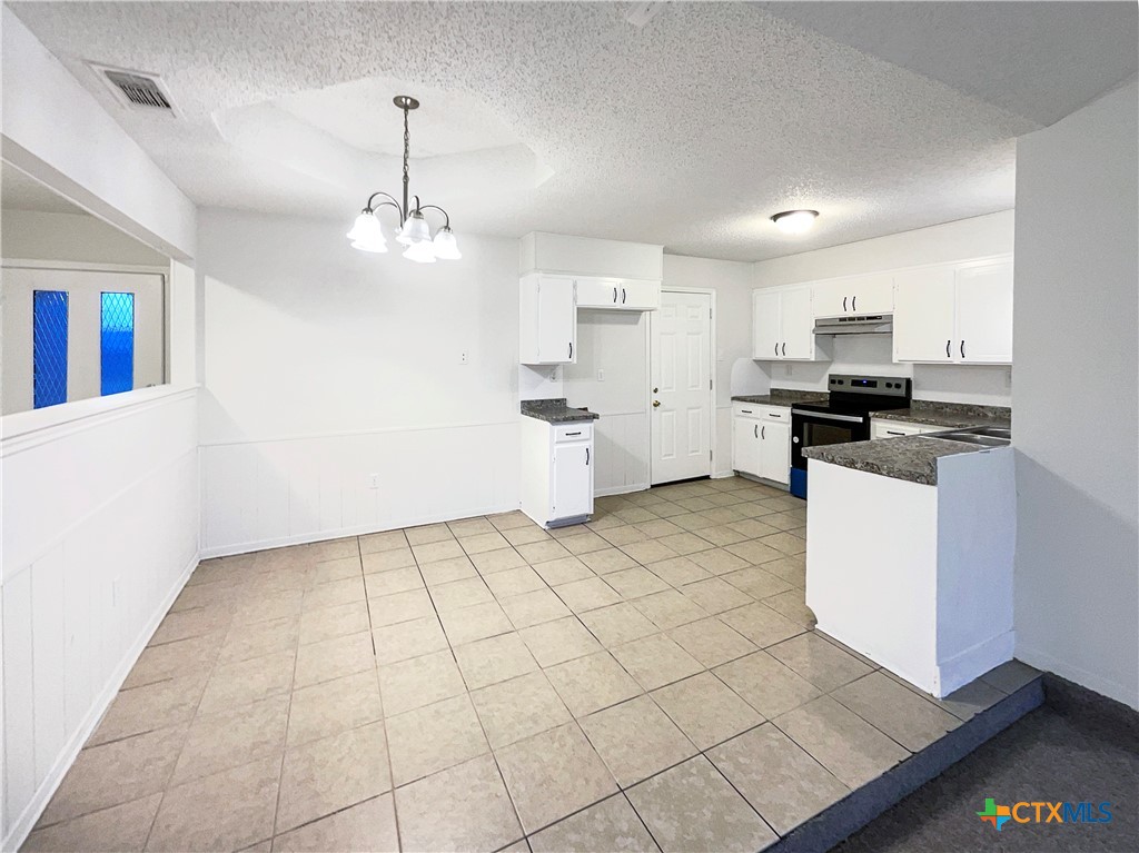 1801 Moonlight Drive Property Photo 16