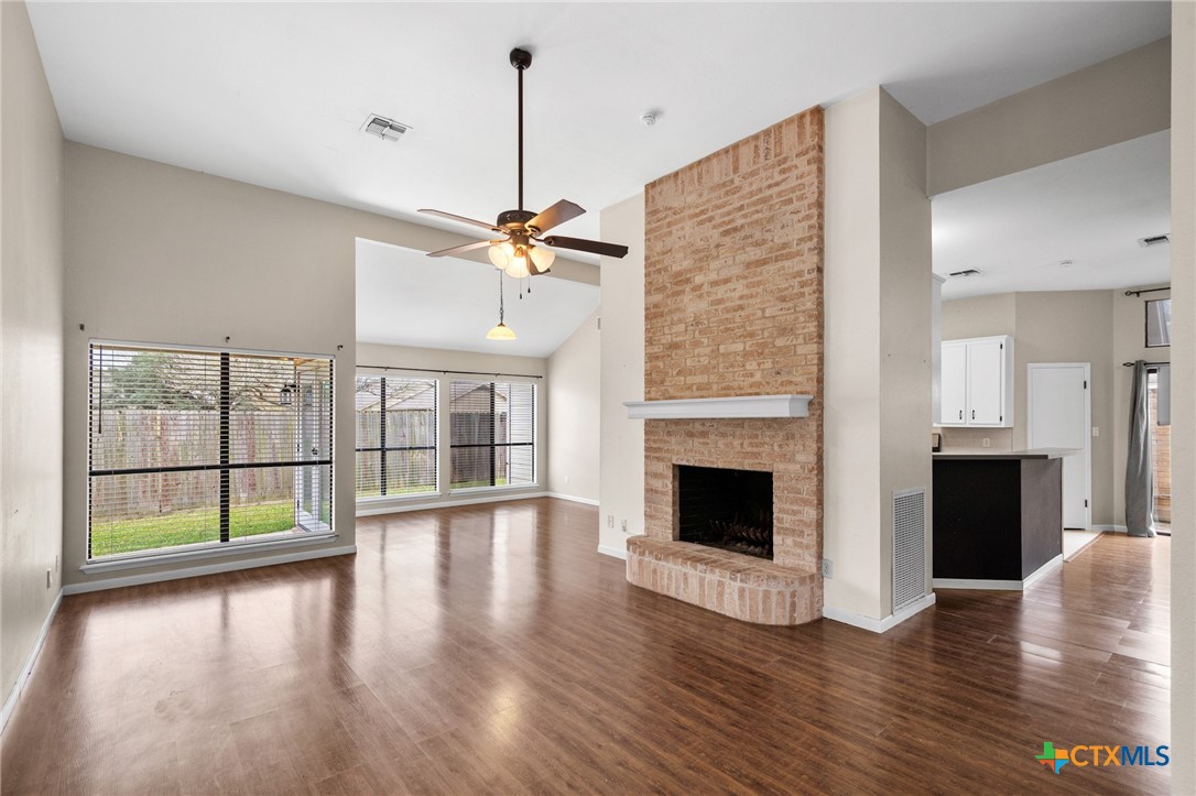 201 Amhurst Street Property Photo 4