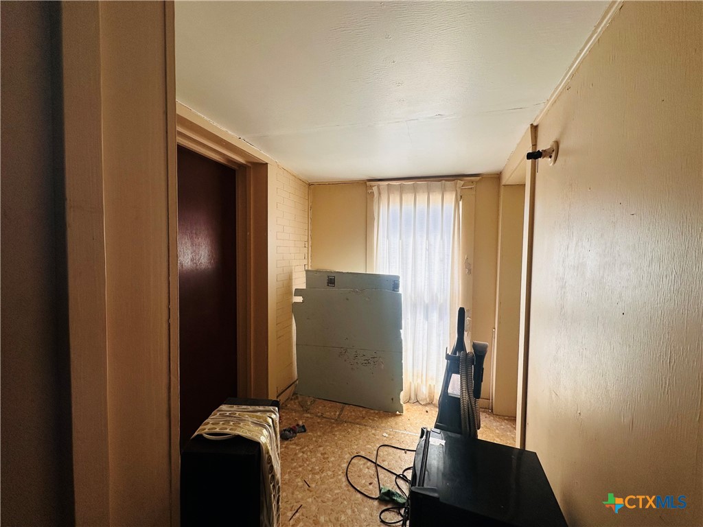 1002 Hopkins Street Property Photo 17