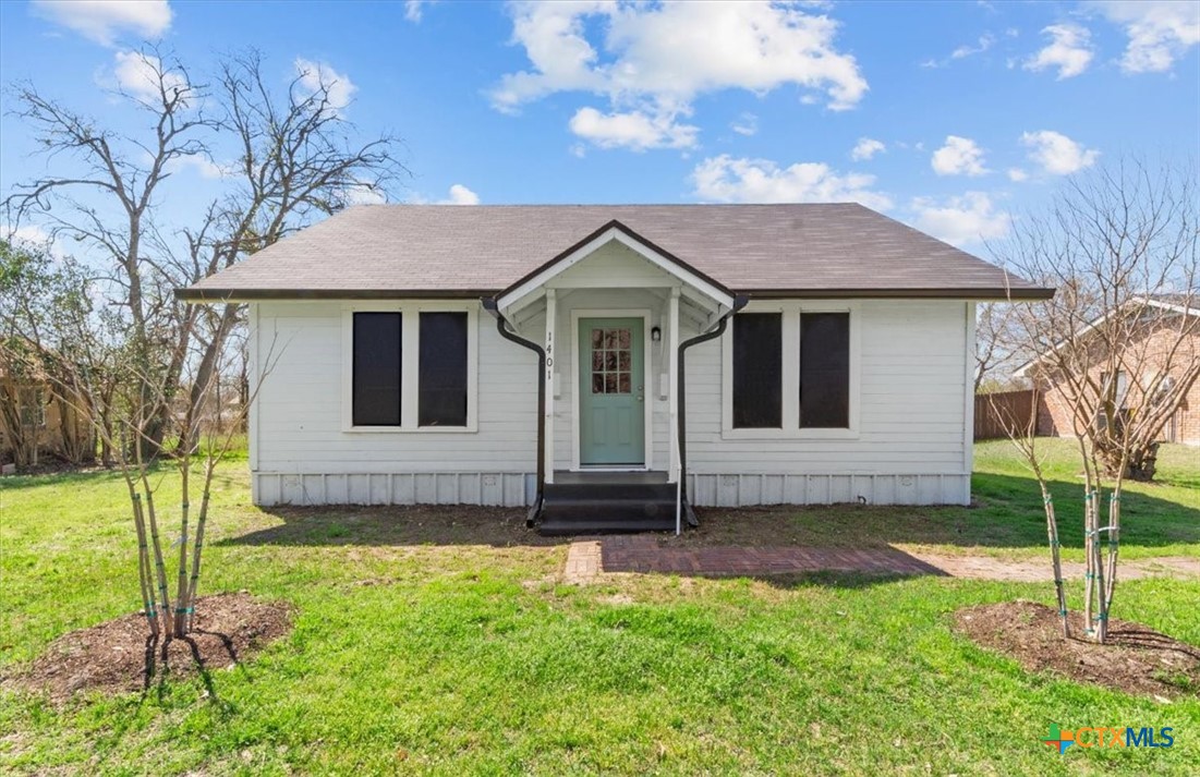 1401 Mesquite Property Photo