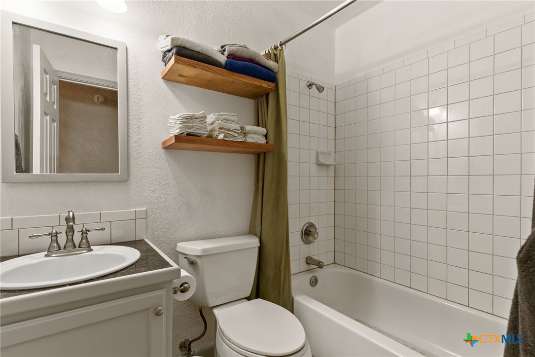 2705 Blackburn Drive Property Photo 23