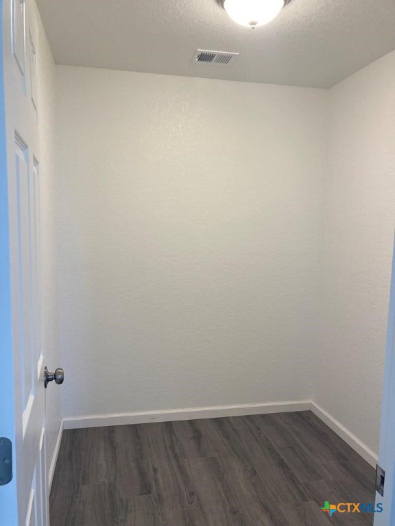 435 W Royal Oak Lane Property Photo 13