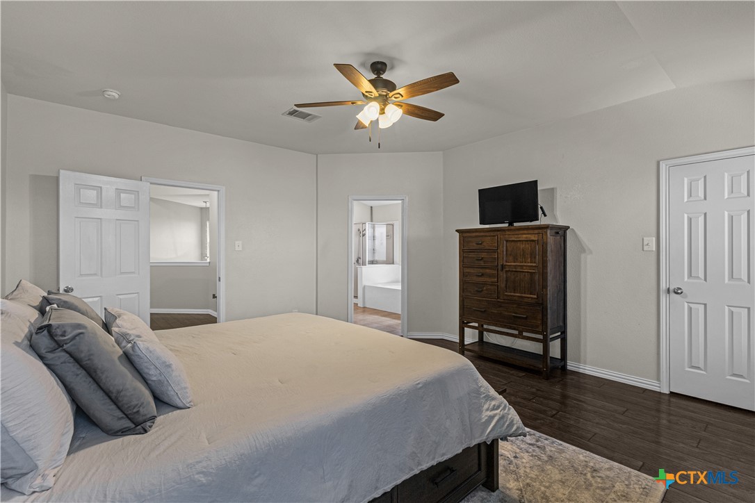 6205 Bridgewood Drive Property Photo 10