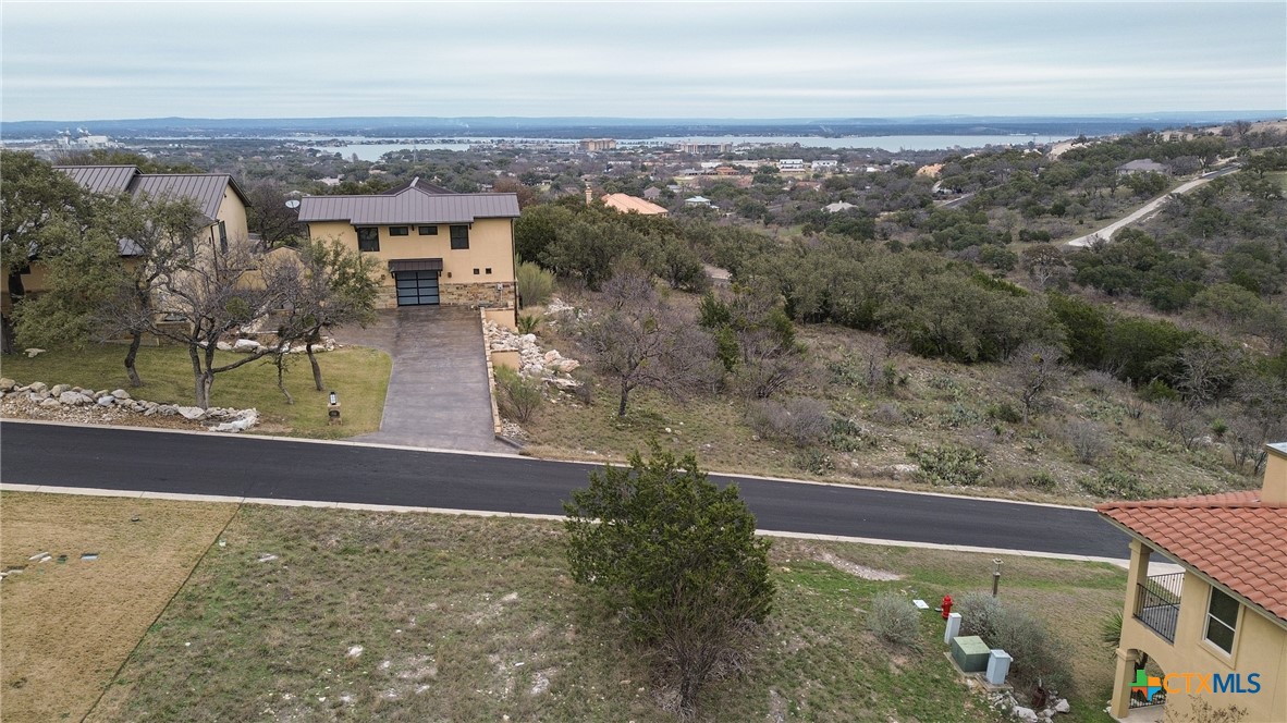 713 Fallow Property Photo 2