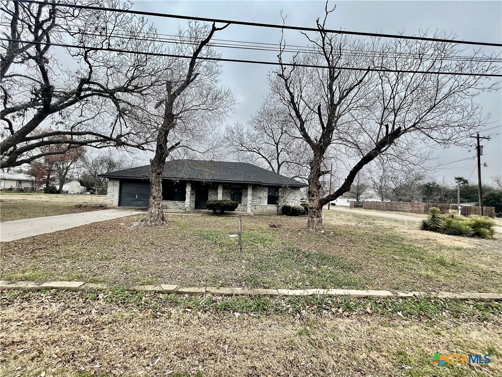 302 N 2nd Street Property Photo