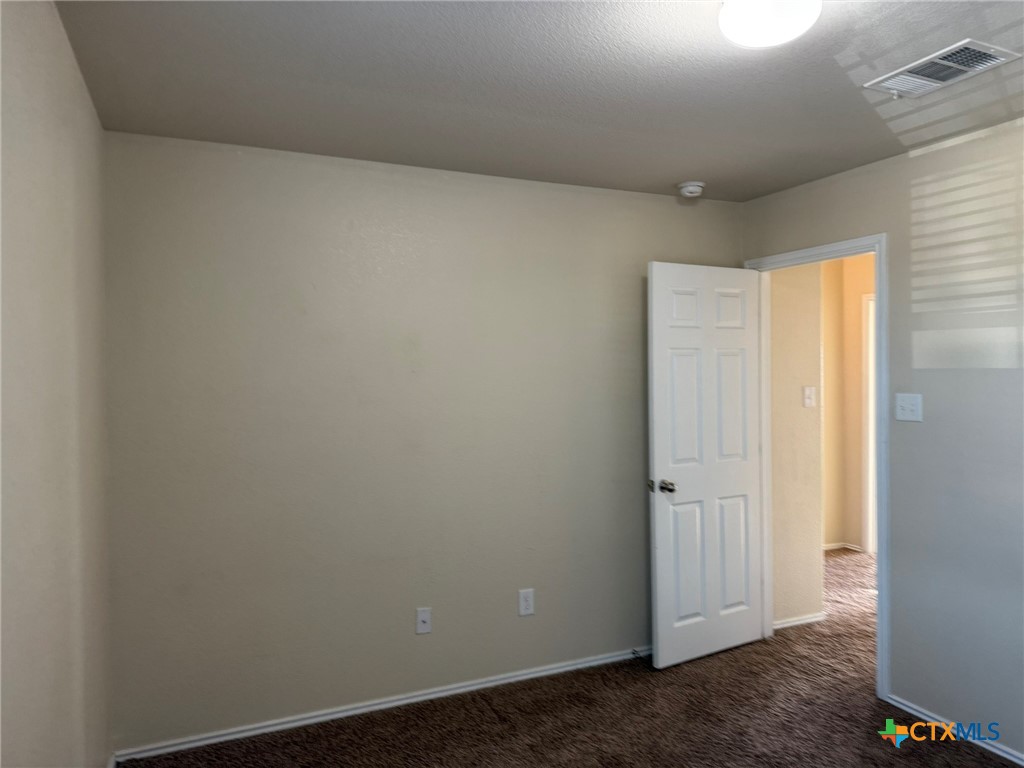 9602 Rogano Court Property Photo 20