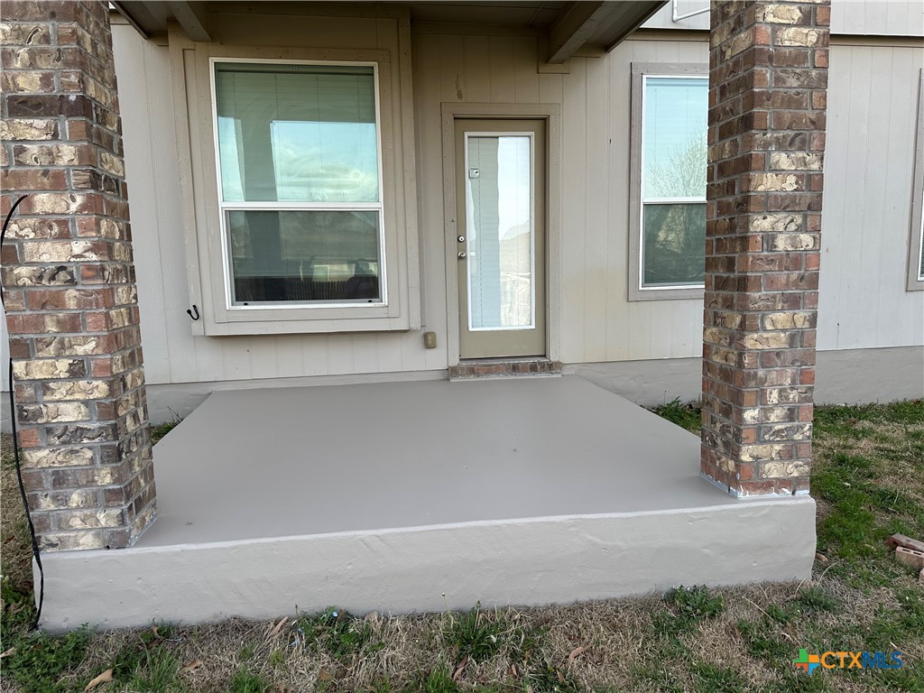 9602 Rogano Court Property Photo 41