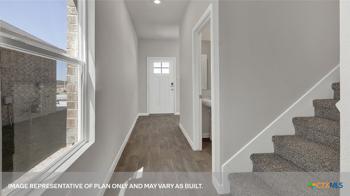 320 New Albany Lane Property Photo 4