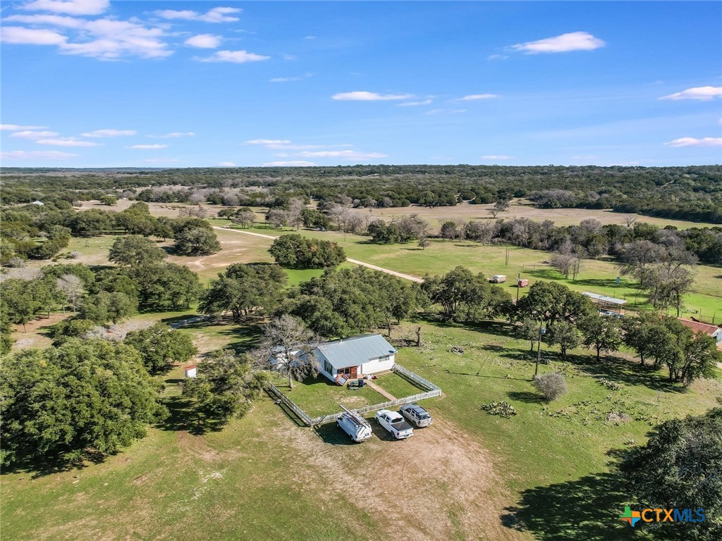 20949 Firefly Road Property Photo 10