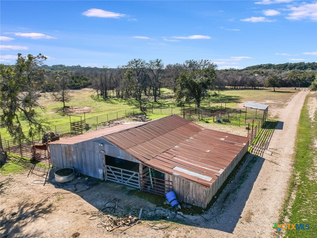 20949 Firefly Road Property Photo 14