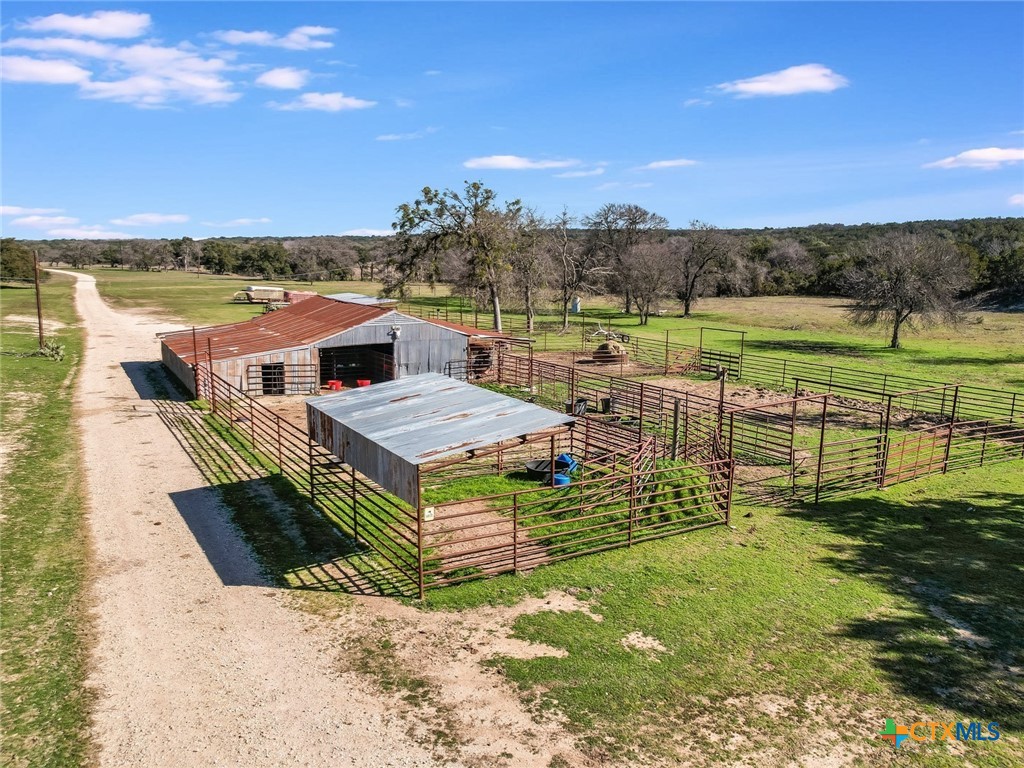 20949 Firefly Road Property Photo 15