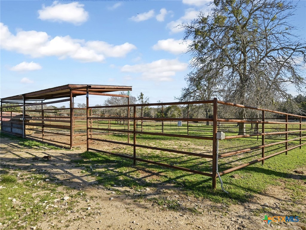 20949 Firefly Road Property Photo 16