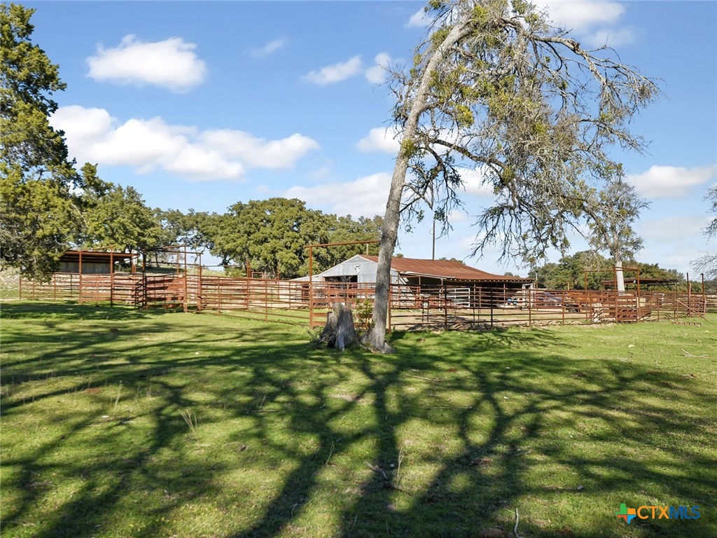 20949 Firefly Road Property Photo 18