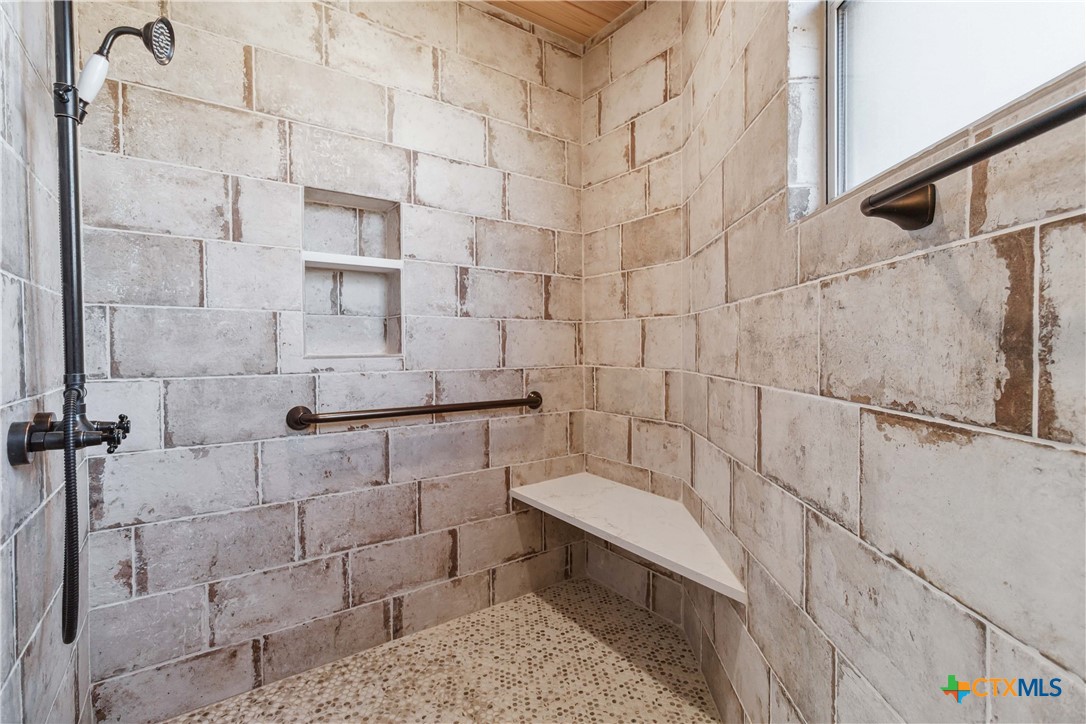 165 Mari B Drive Property Photo 29