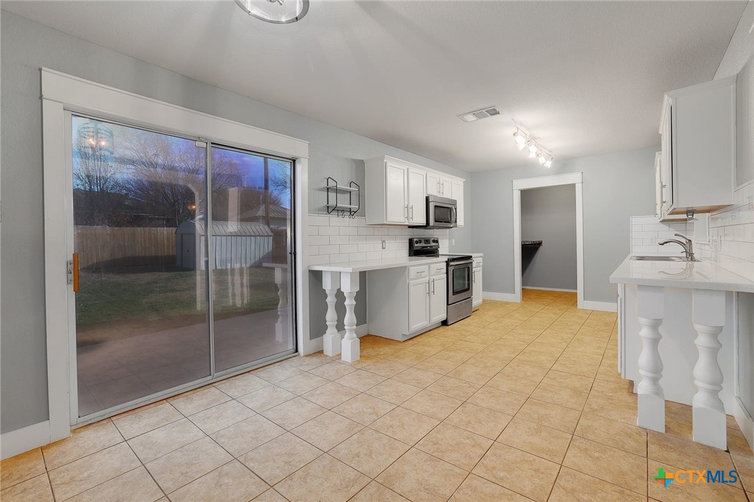 709 Draco Drive Property Photo 8