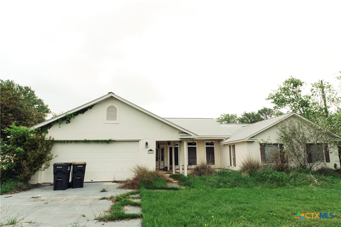 1061 Martindale Falls Road Property Photo 5