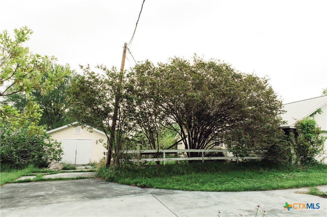 1061 Martindale Falls Road Property Photo 7