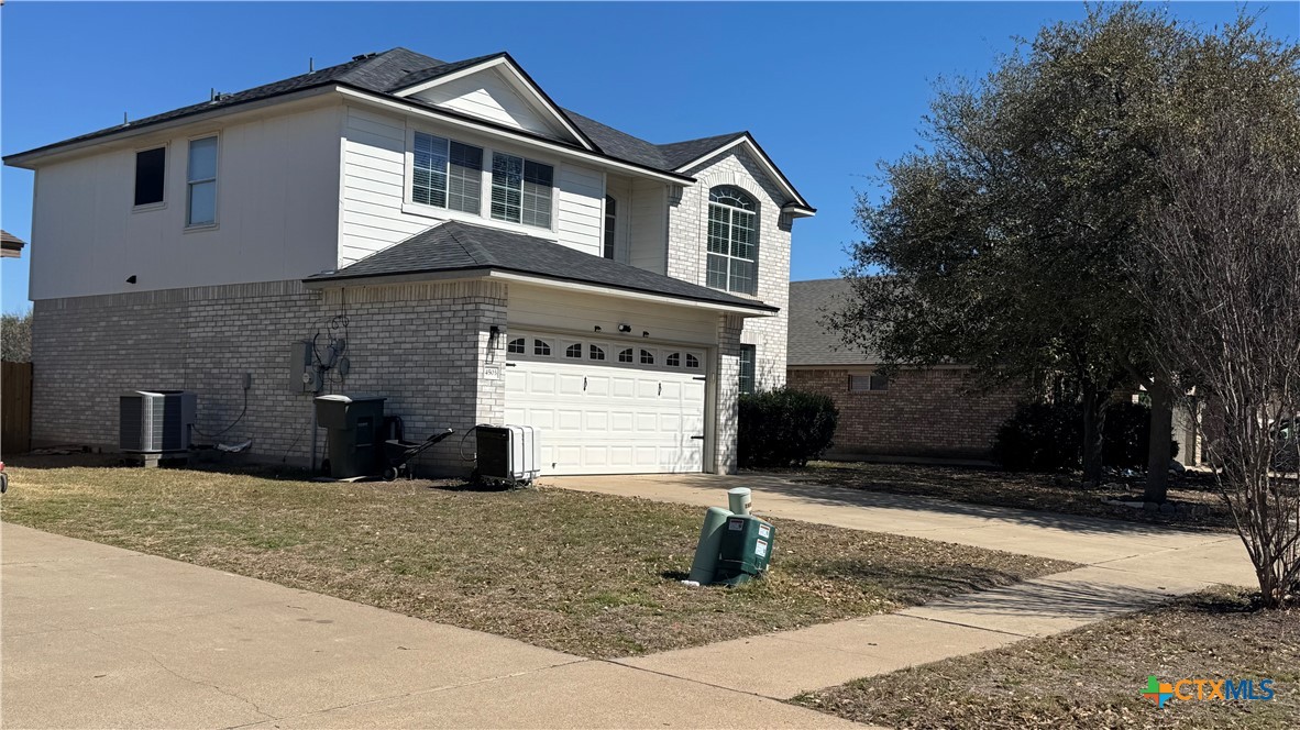 4503 Golden Gate Drive Property Photo 3