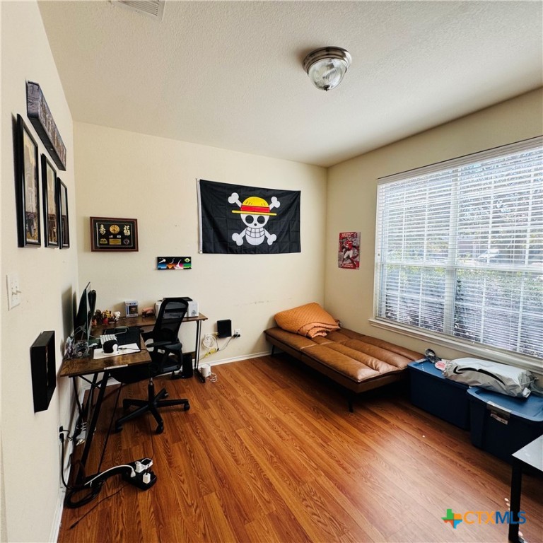 4503 Golden Gate Drive Property Photo 14