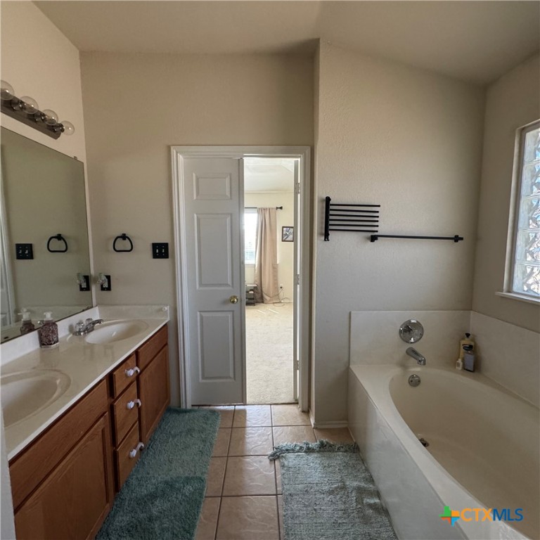 4503 Golden Gate Drive Property Photo 22