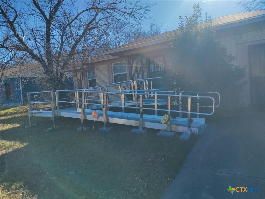 1302 Metropolitan Drive Property Photo
