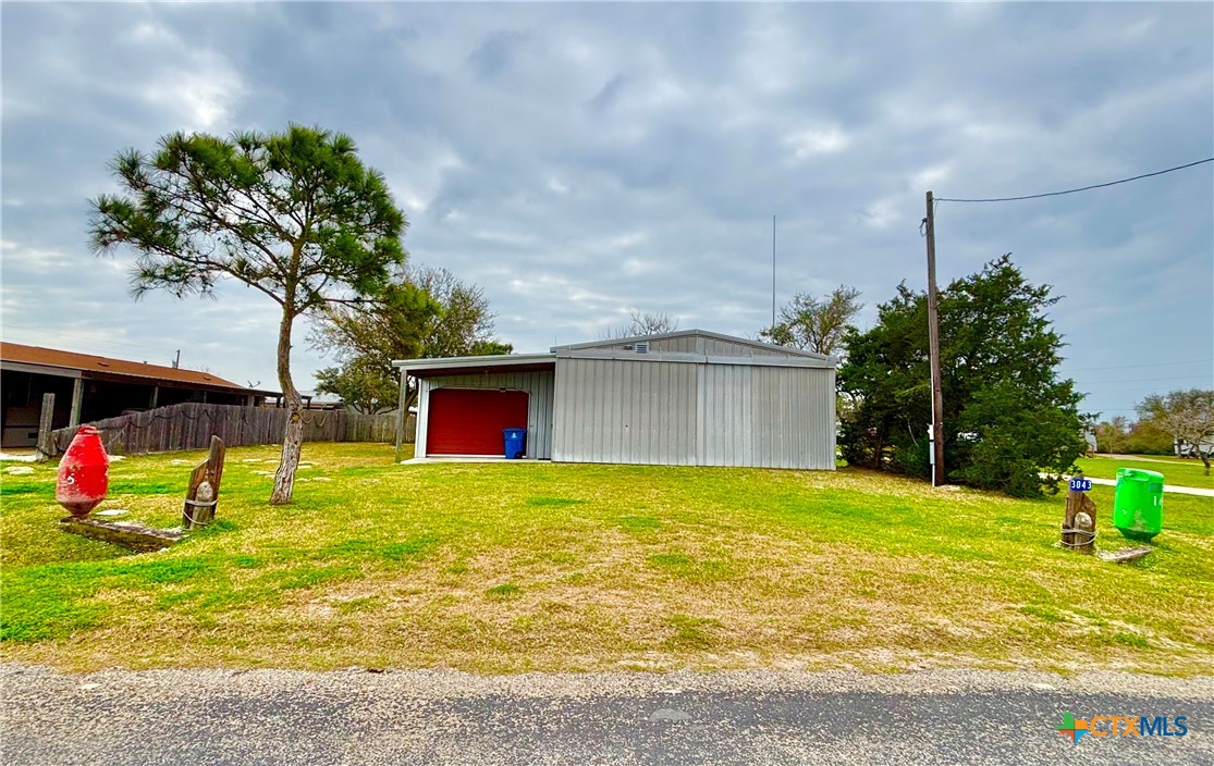 3053 W Monroe Avenue Property Photo