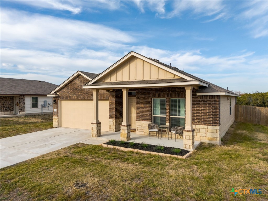 2501 Creekside Hills Boulevard Property Photo